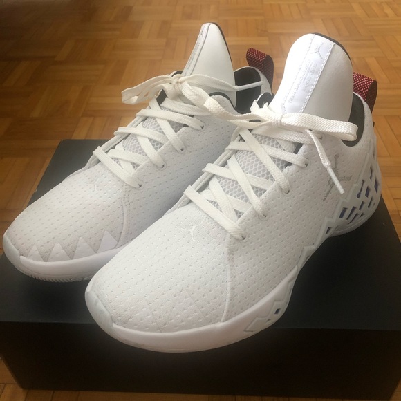 Jordan Jumpman Diamond Low Basketball shoes - Picture 1 of 7